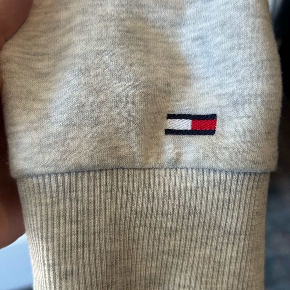Tommy Hilfiger Gray Sweatshirt - Picture 3 of 4